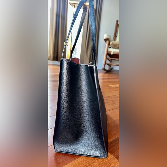 Furla Elegant Black Leather Tote Bag With Suede Interior - Picture 4 of 10